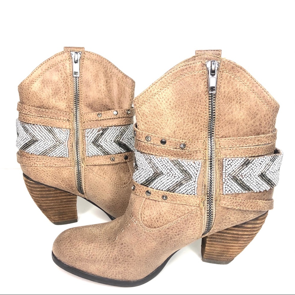 Not Rated Tan Ankle Boots with Bow and Studs/ brand new - Picture 8 of 8